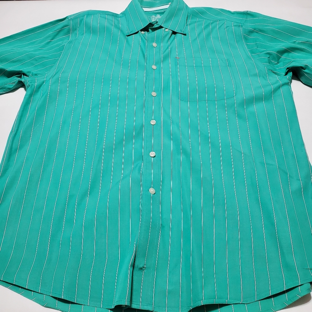 Cutter & Buck mens shirt
